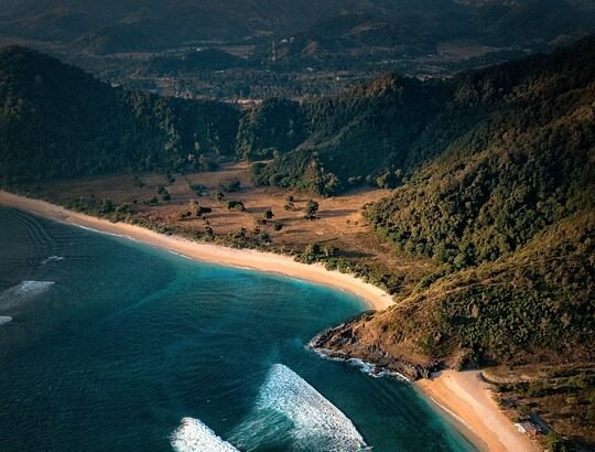From Castles to Coastlines: The Ultimate Road Trip through Portugal