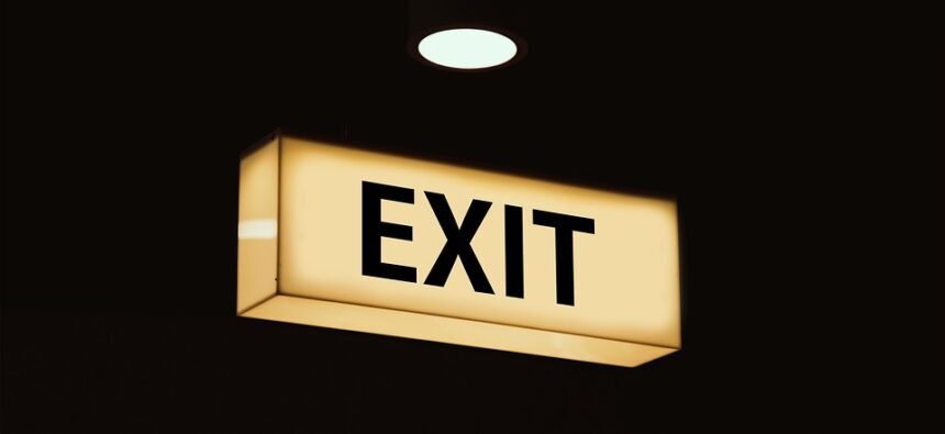 Maximizing ROI: How CRM Software Enhances Sales Strategies