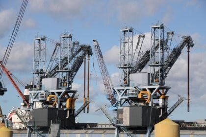 Top 10 Must-Try Dishes for Food Lovers Visiting Portugal